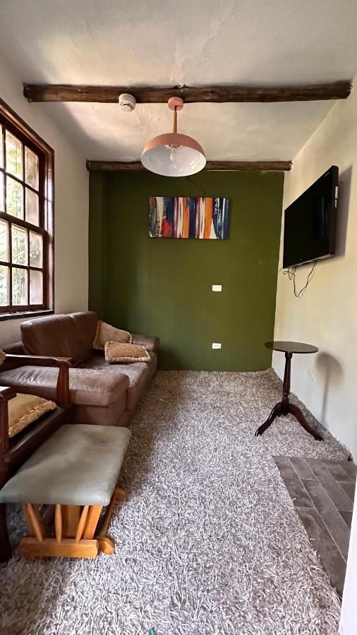 Campus Residencias Bed & Breakfast Quito Luaran gambar