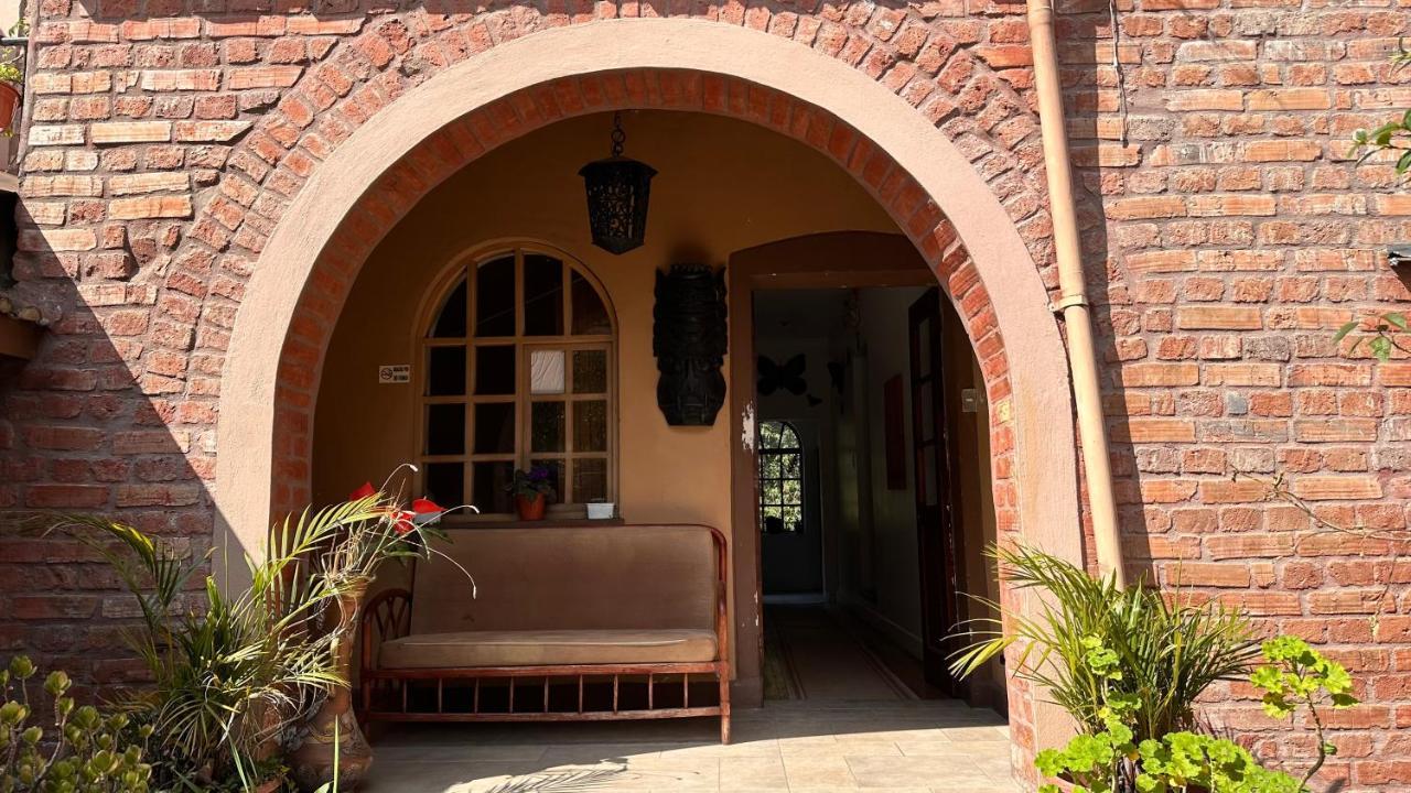 Campus Residencias Bed & Breakfast Quito Luaran gambar