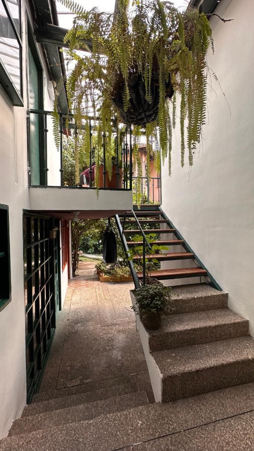 Campus Residencias Bed & Breakfast Quito Luaran gambar